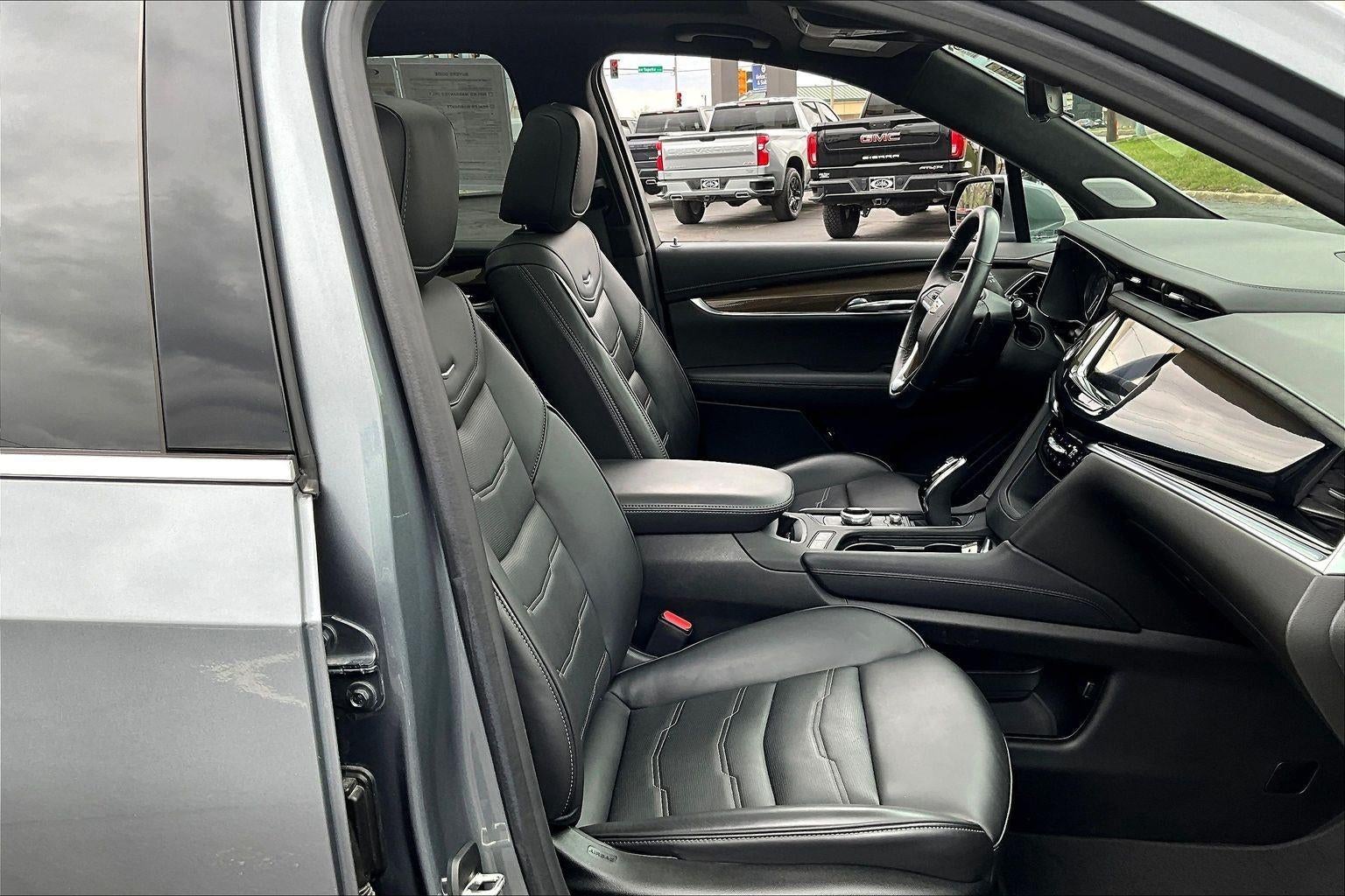 2022 Cadillac XT6 Premium Luxury