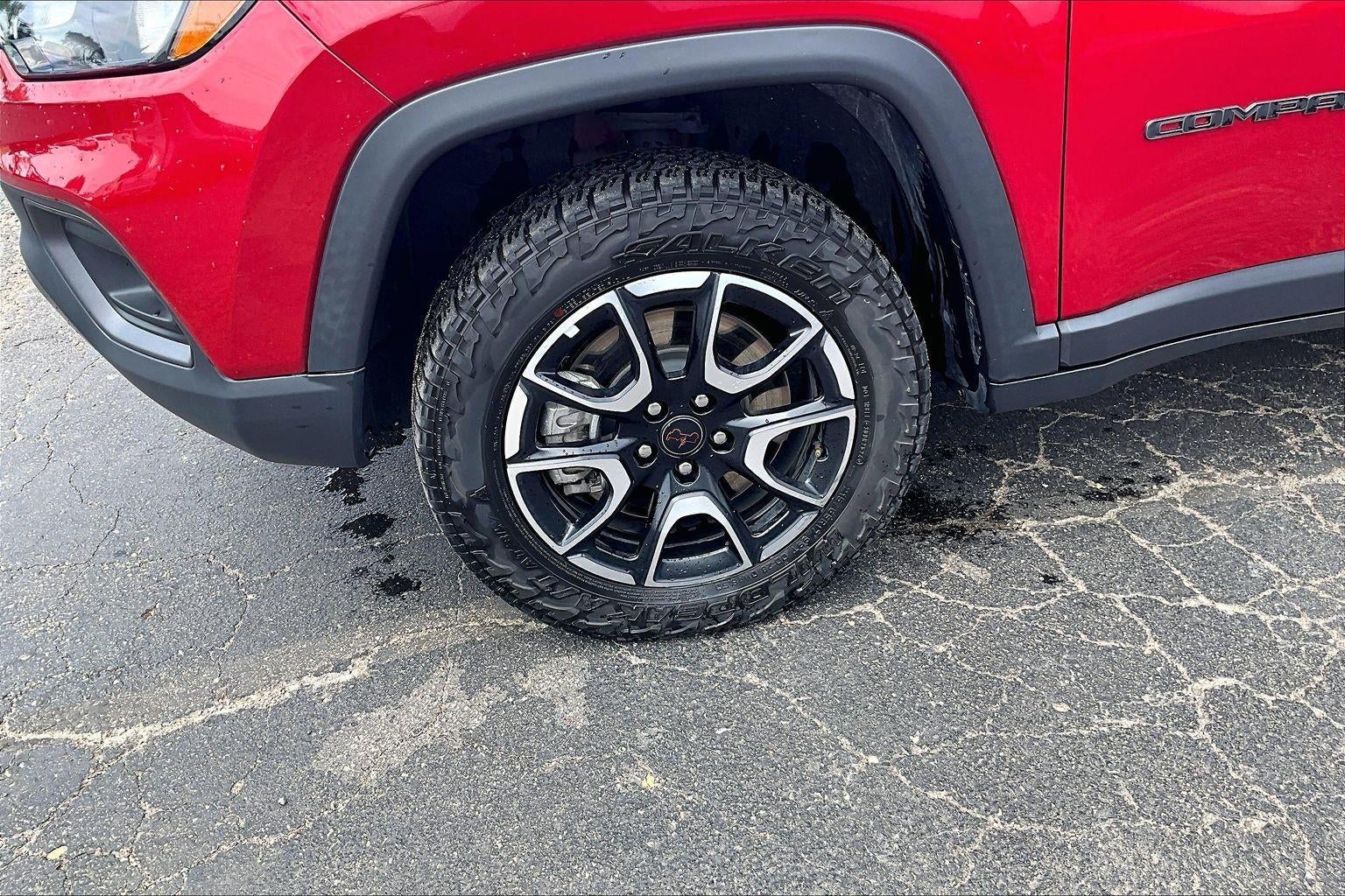 2025 Jeep Compass Trailhawk