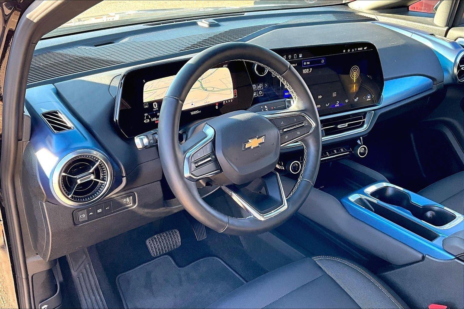 2025 Chevrolet Equinox EV LT