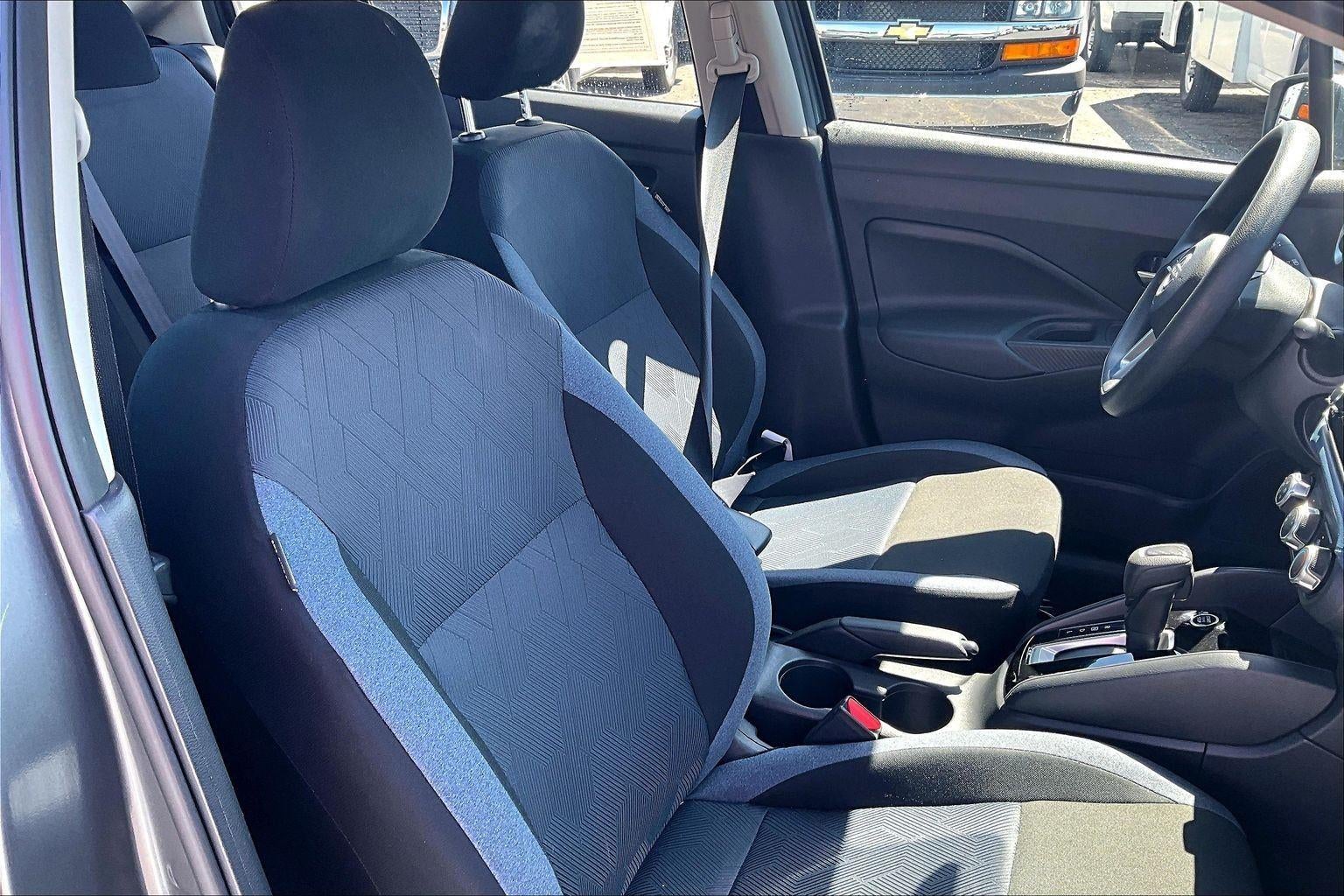2025 Nissan Versa SV
