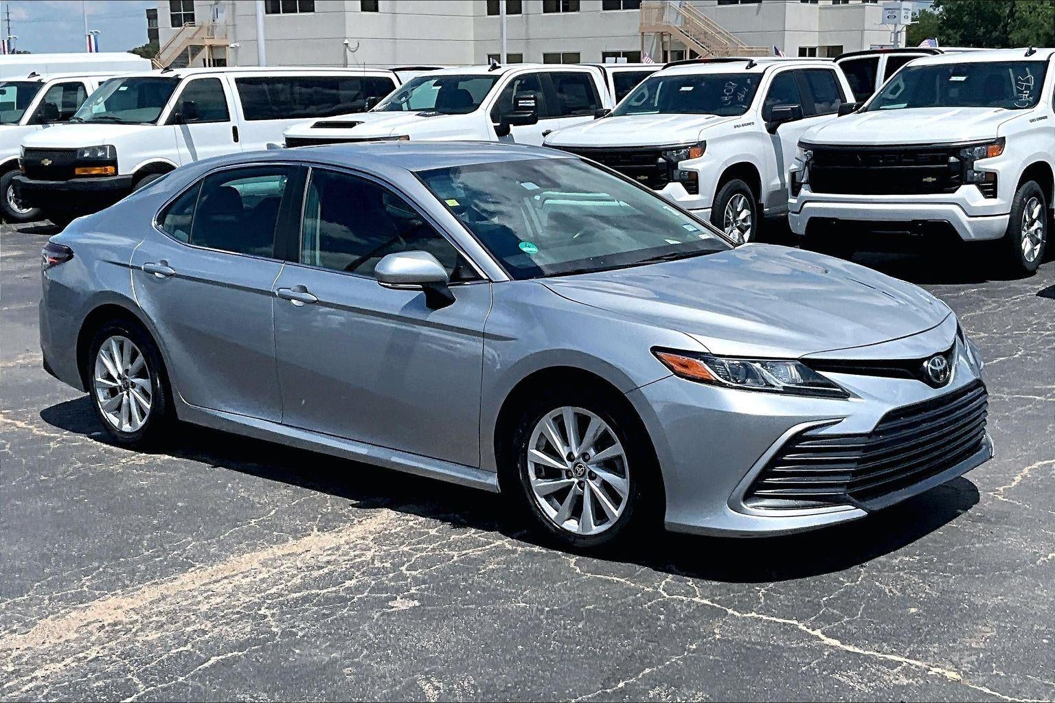 2022 Toyota Camry LE