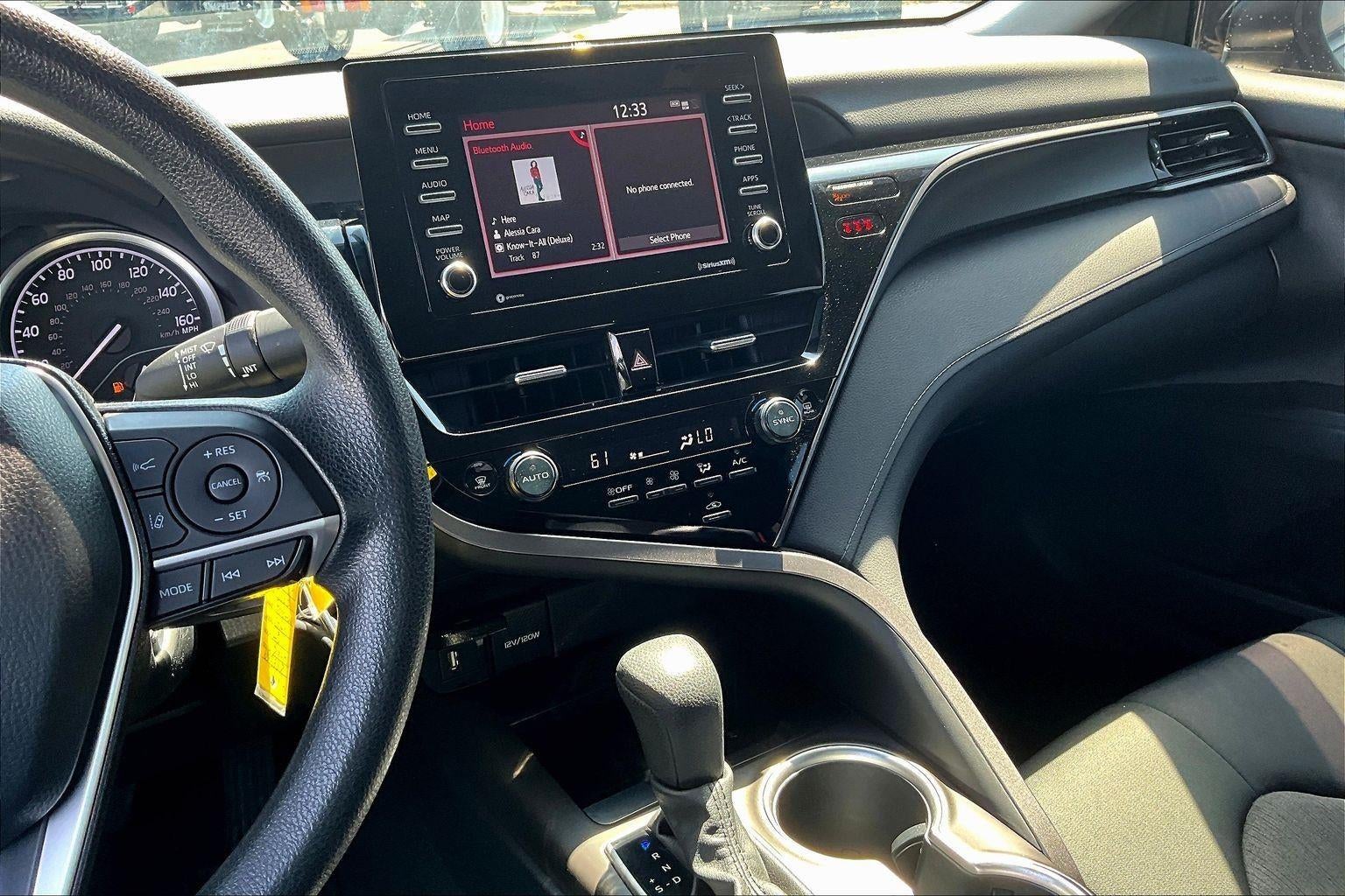 2022 Toyota Camry LE