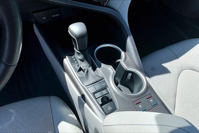 2021 Toyota Camry Hybrid XLE