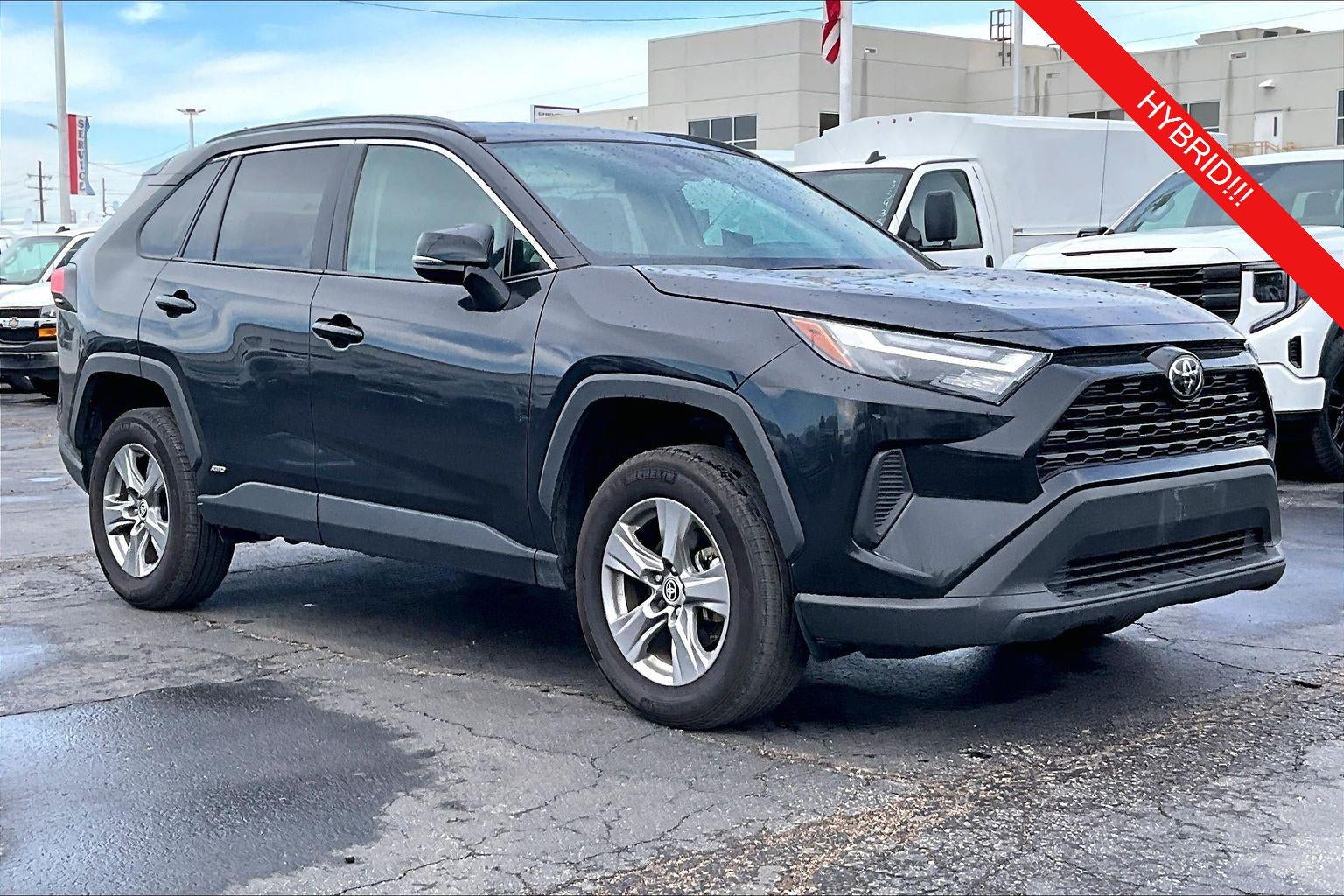 2025 Toyota RAV4 Hybrid LE