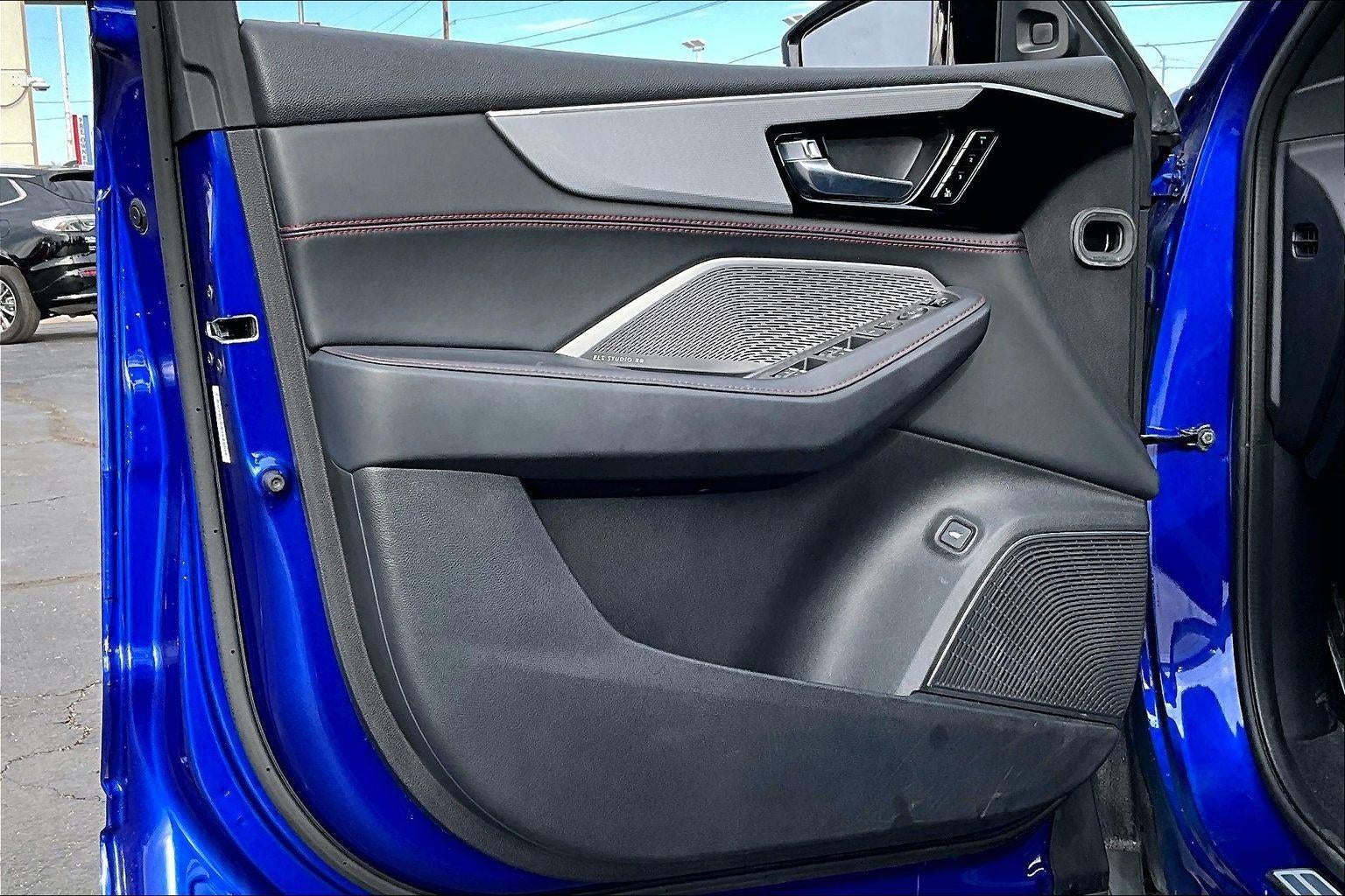 2023 Acura MDX w/A-Spec Package