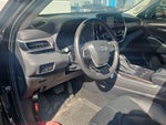 2024 Toyota Highlander Hybrid Platinum
