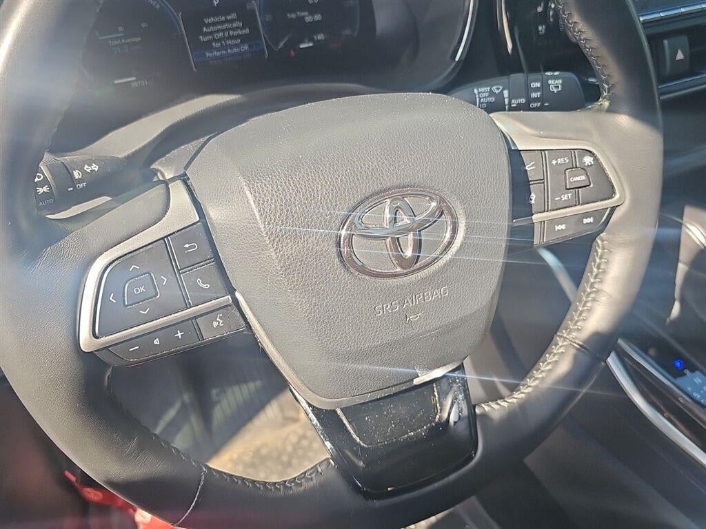 2024 Toyota Highlander Hybrid Platinum