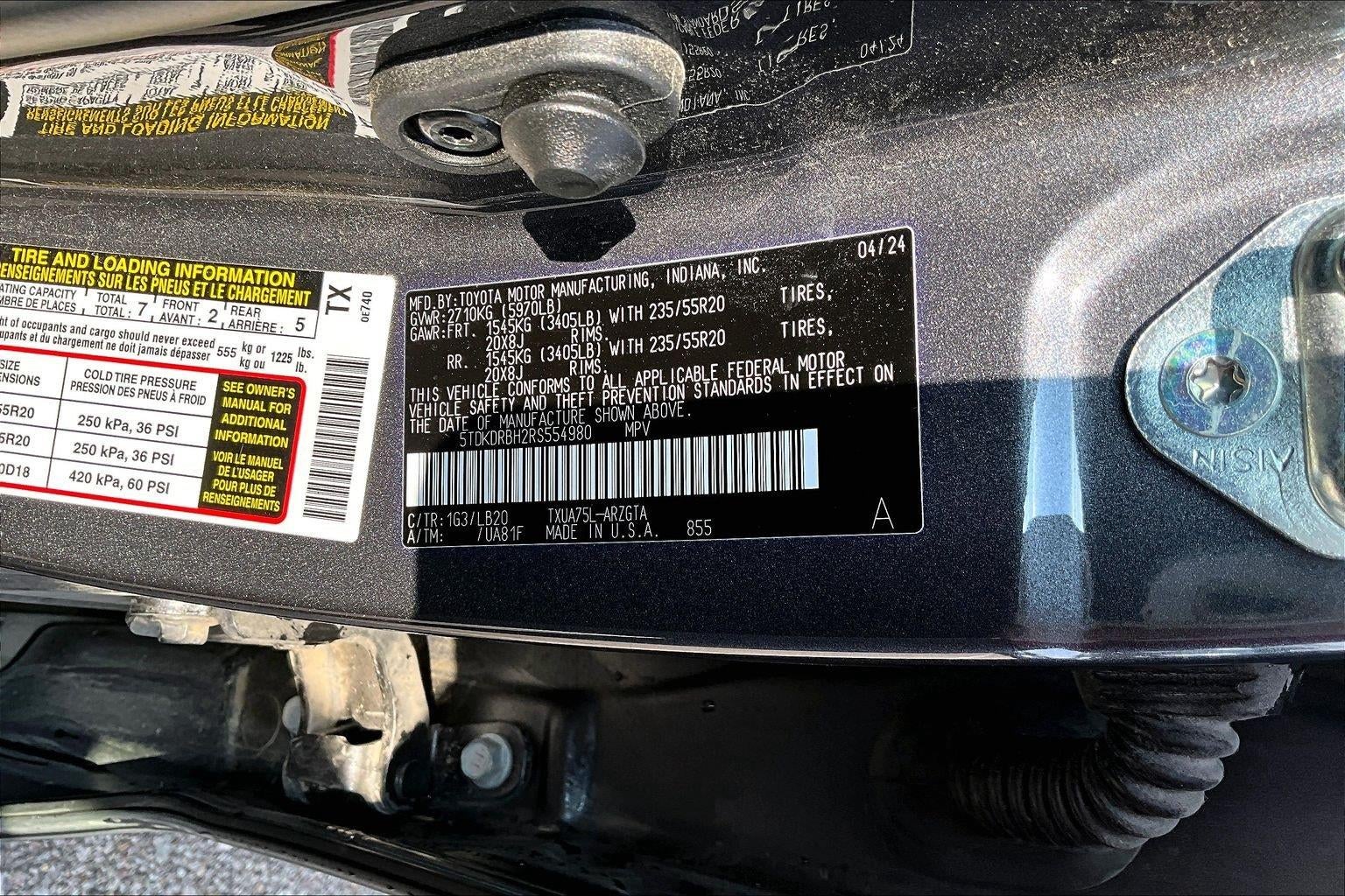 2024 Toyota Highlander LE