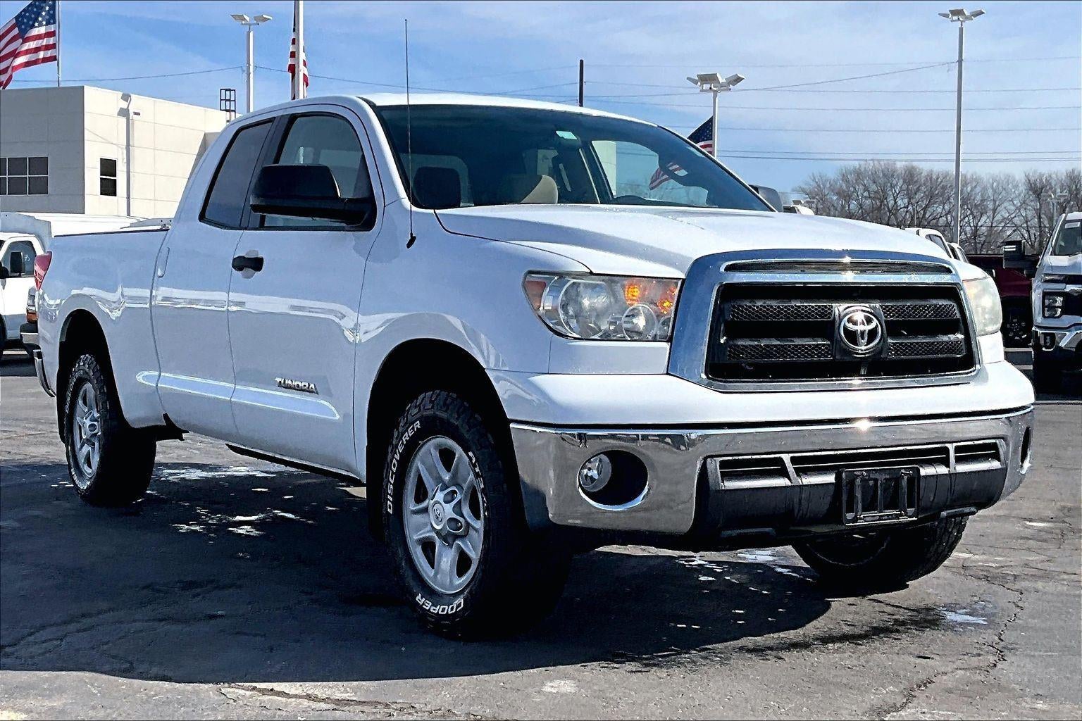 2013 Toyota Tundra 4WD Truck DBL 4WD V8 4.6 SR