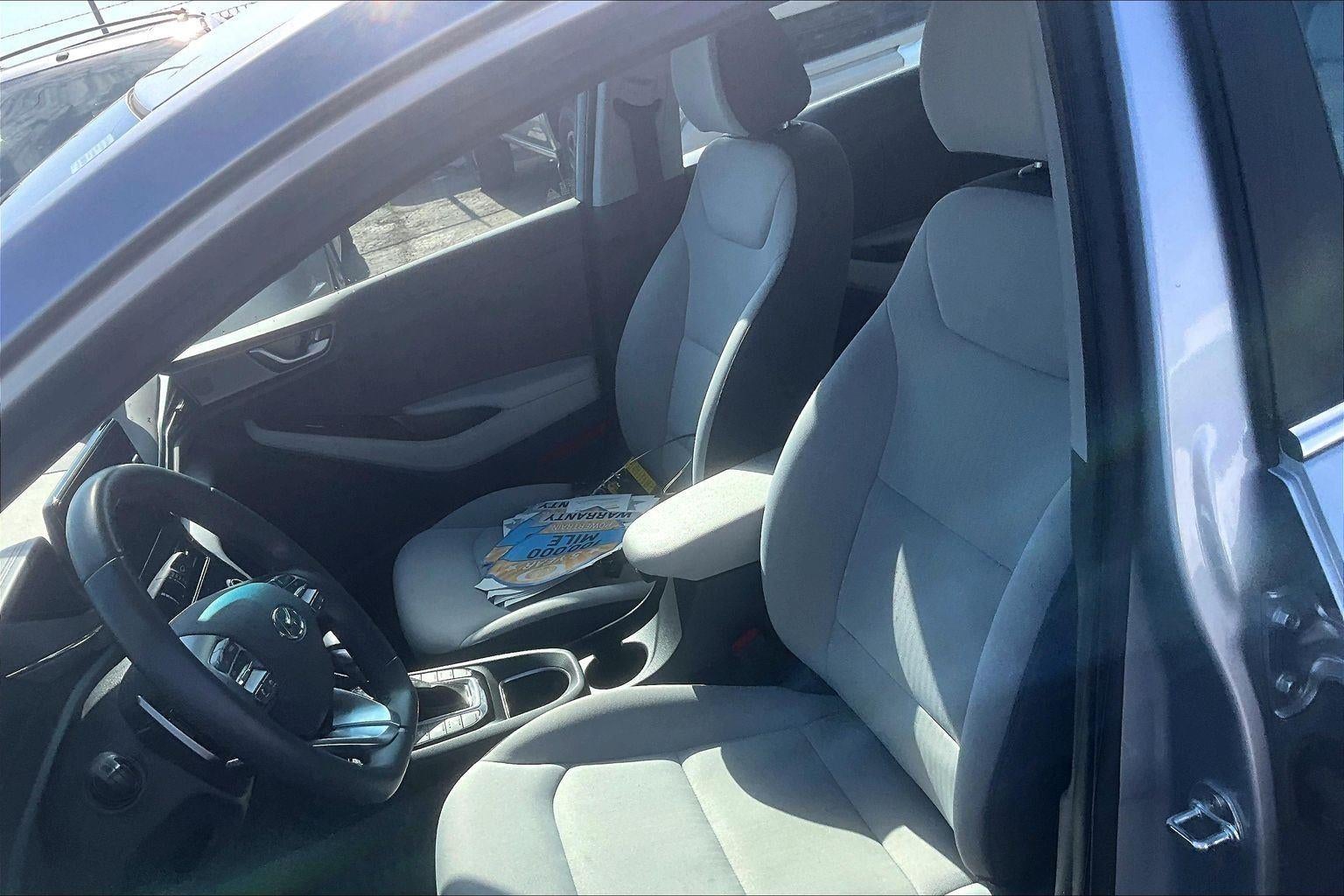 2022 Hyundai Ioniq Hybrid SE