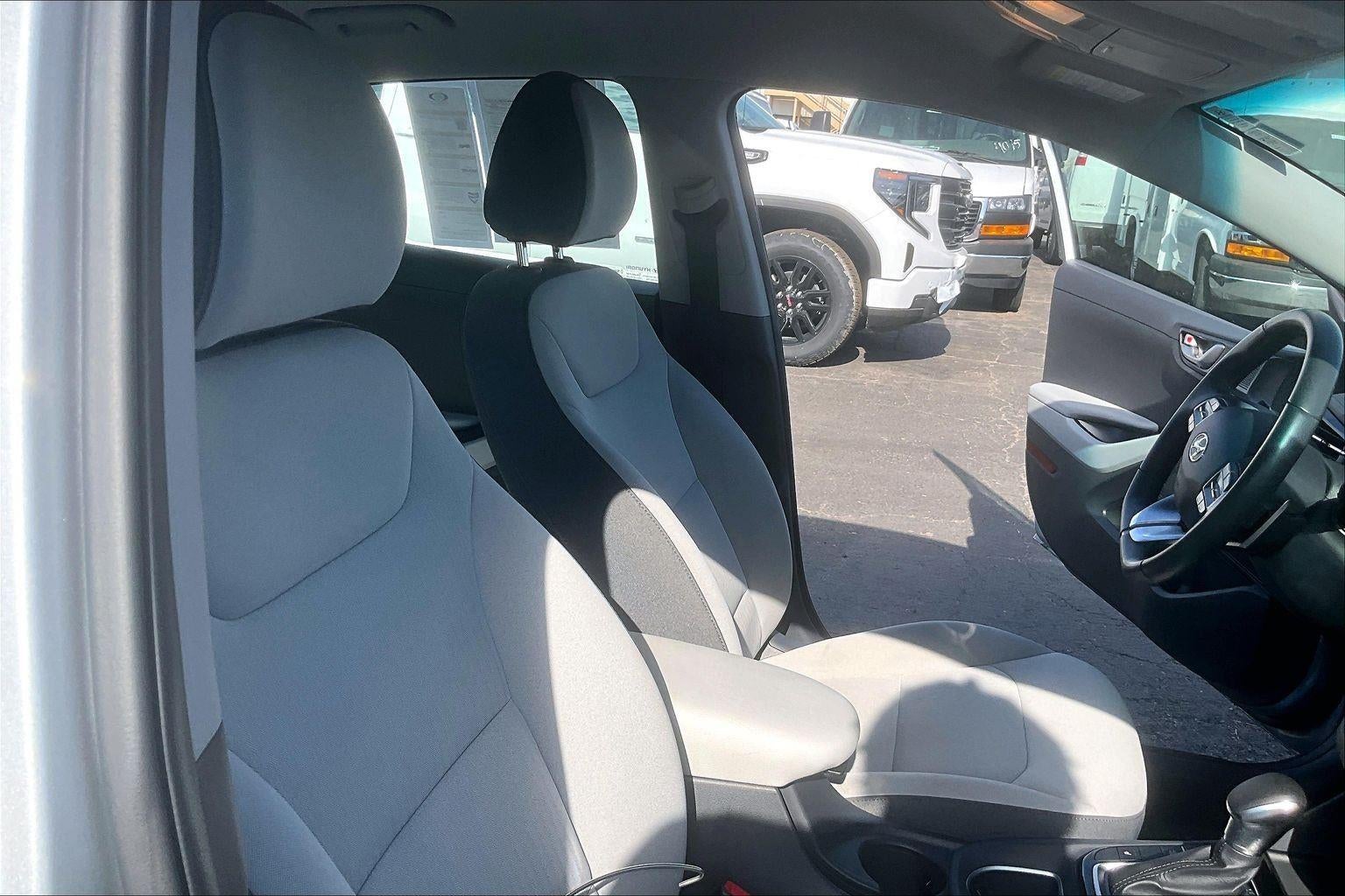 2022 Hyundai Ioniq Hybrid SE
