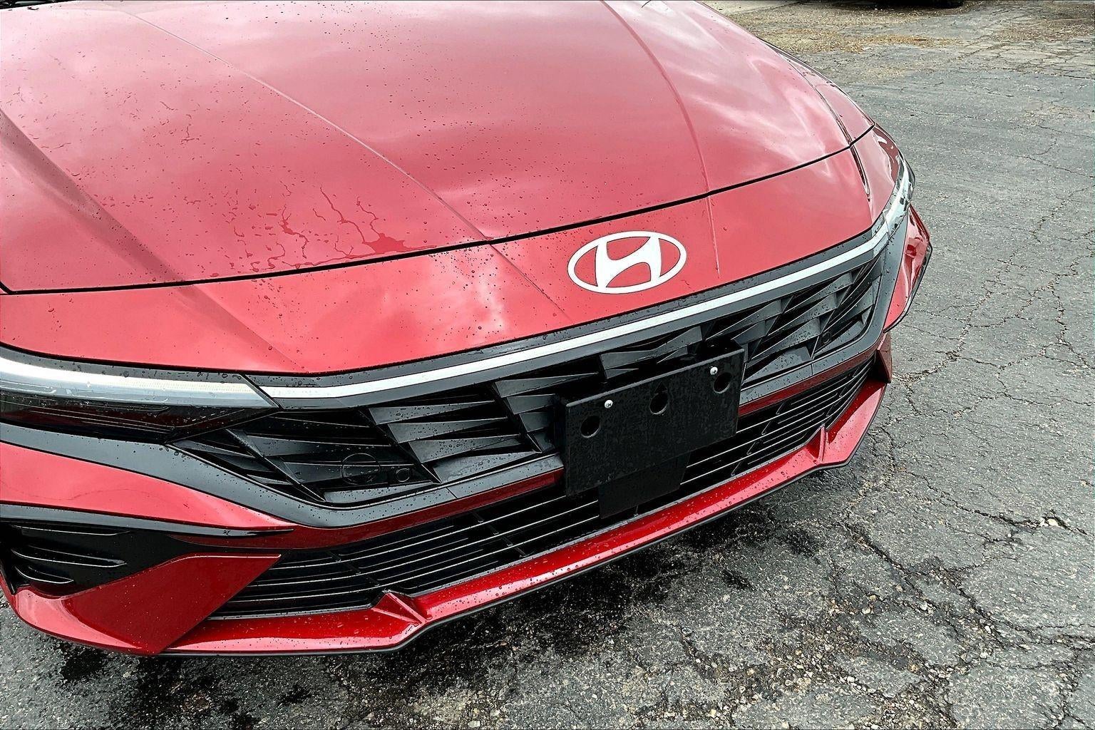 2025 Hyundai Elantra SEL Convenience