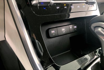 2023 Kia Carnival SX