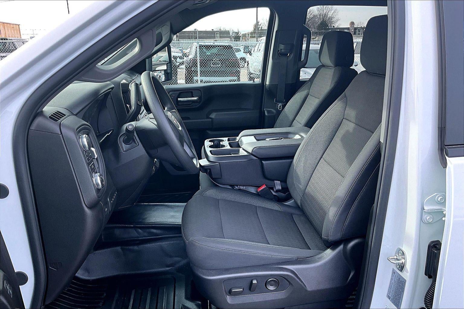 2026 GMC Sierra 3500 HD Chassis Cab Pro