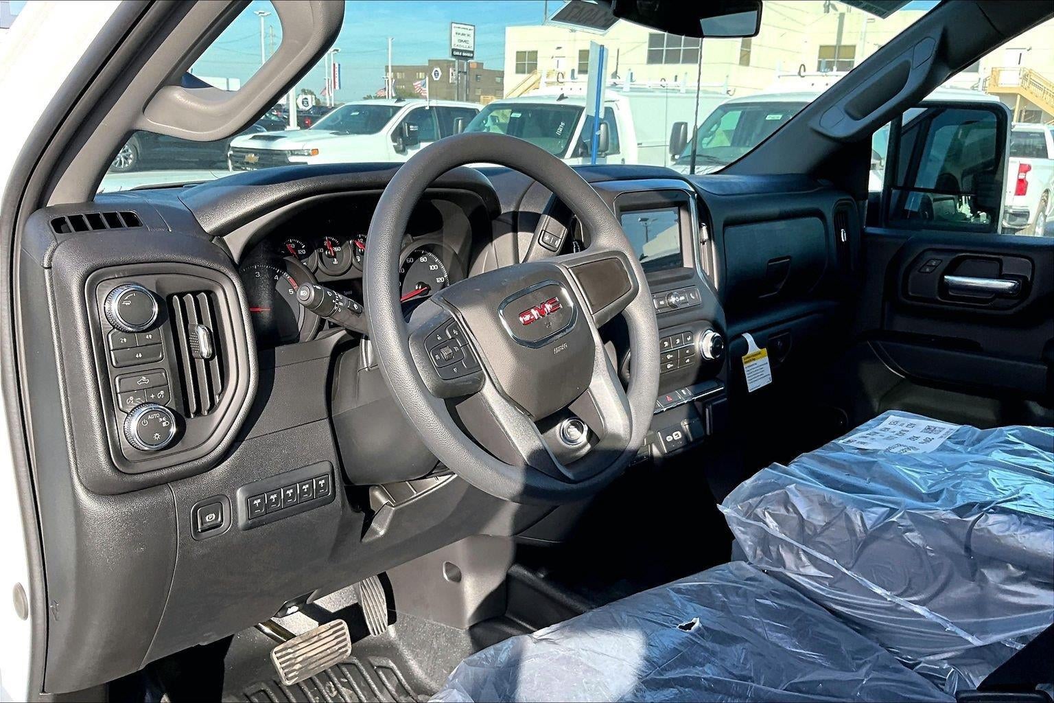 2026 GMC Sierra 3500 HD Chassis Cab Pro