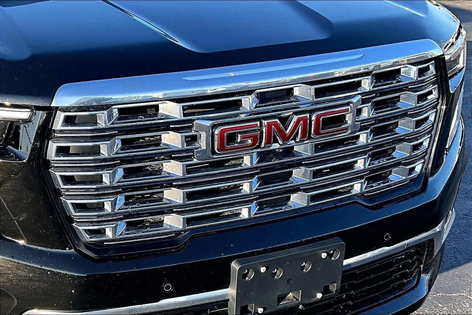 2024 GMC Acadia Denali