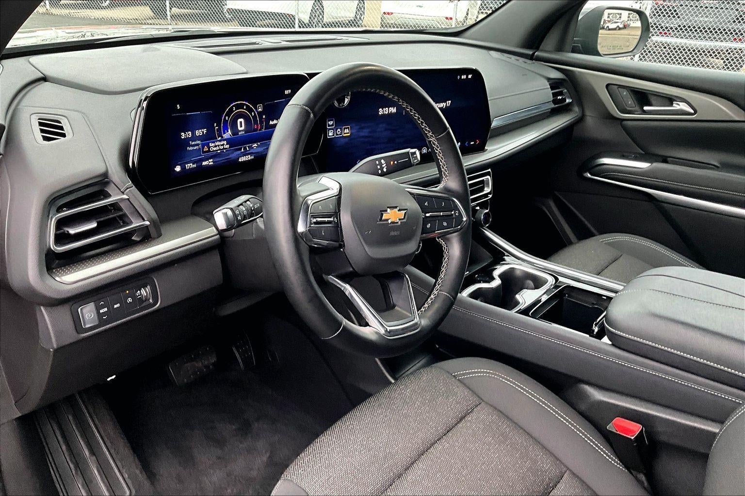 2024 Chevrolet Traverse LT