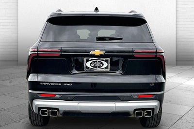 2024 Chevrolet Traverse LT