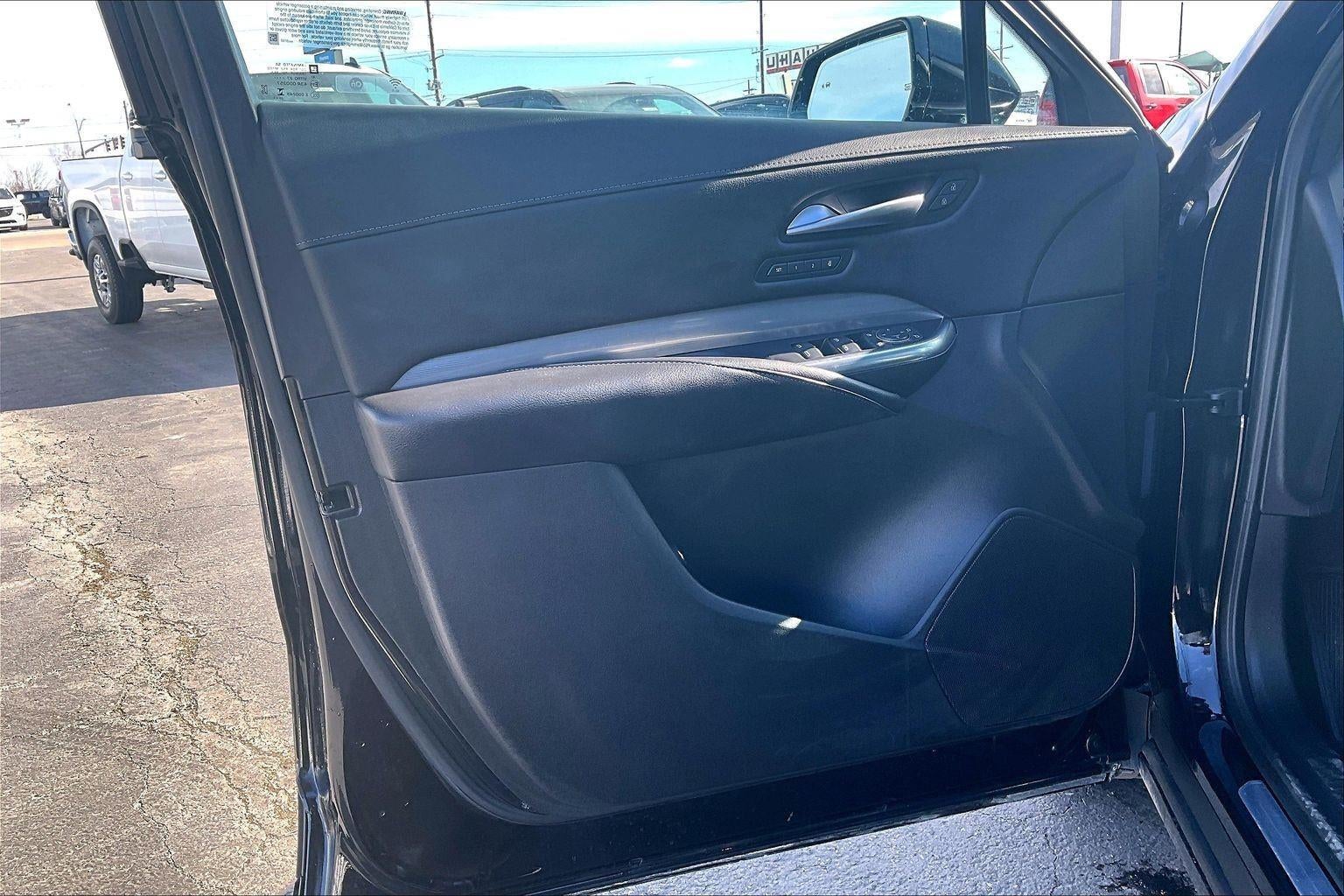 2024 Cadillac XT4 Premium Luxury