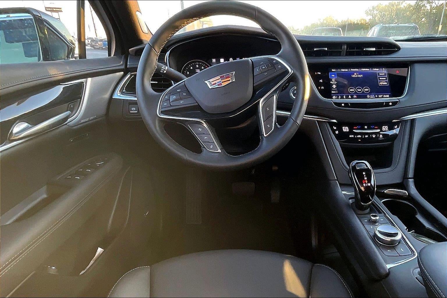 2026 Cadillac XT5 Premium Luxury