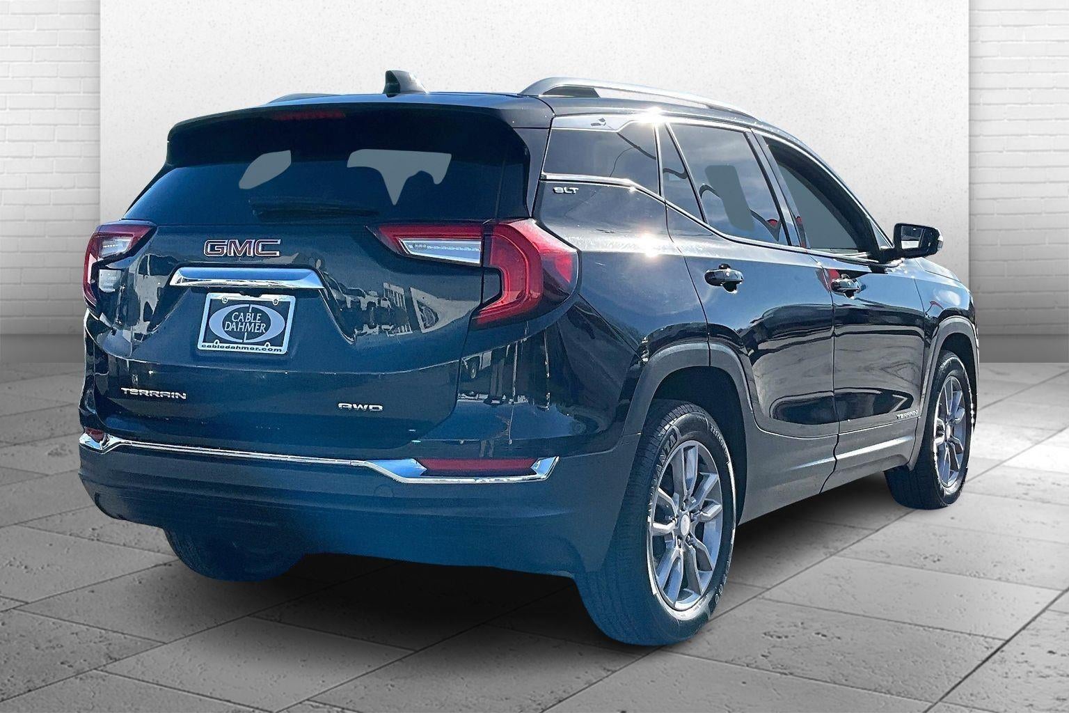 2023 GMC Terrain SLT