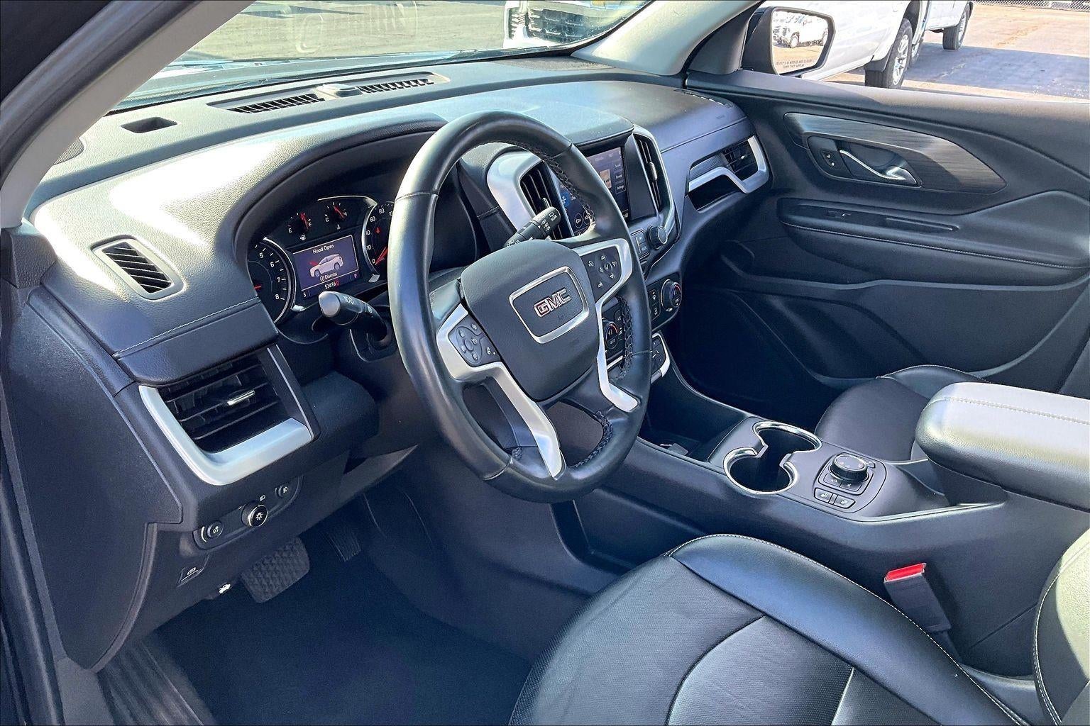 2023 GMC Terrain SLT