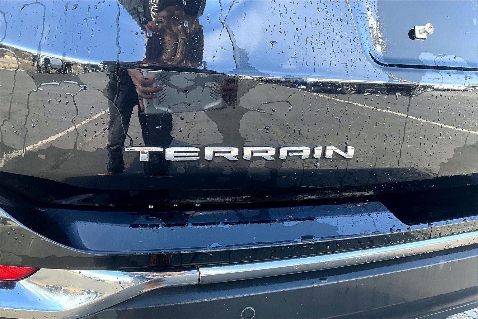 2023 GMC Terrain AT4