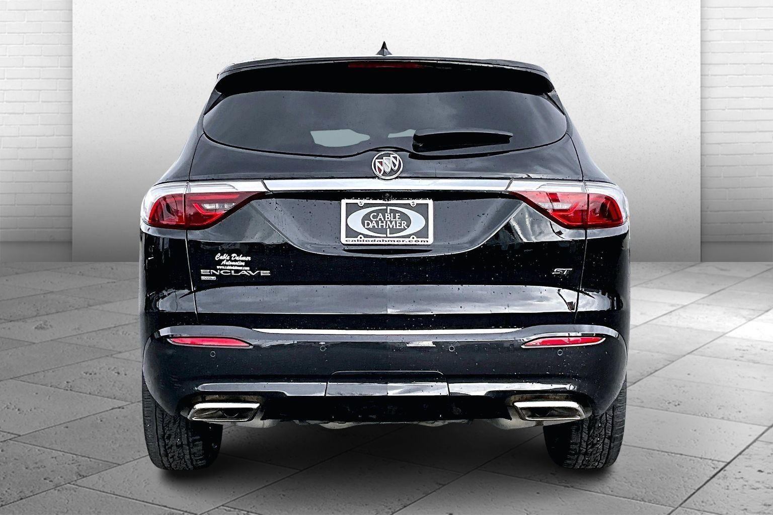 2023 Buick Enclave Essence