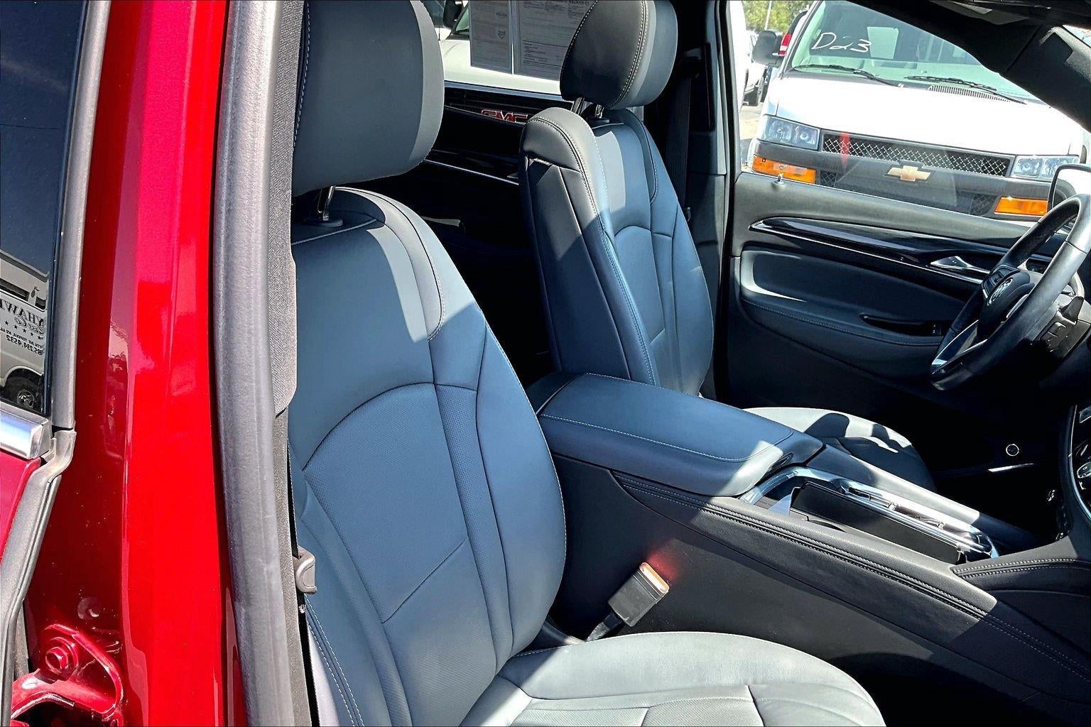 2023 Buick Enclave Essence
