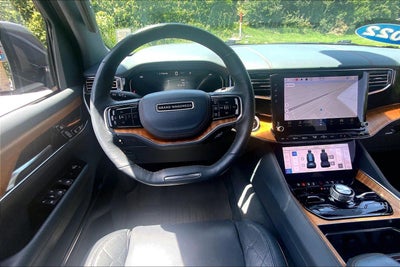 2022 Jeep Grand Wagoneer Series III