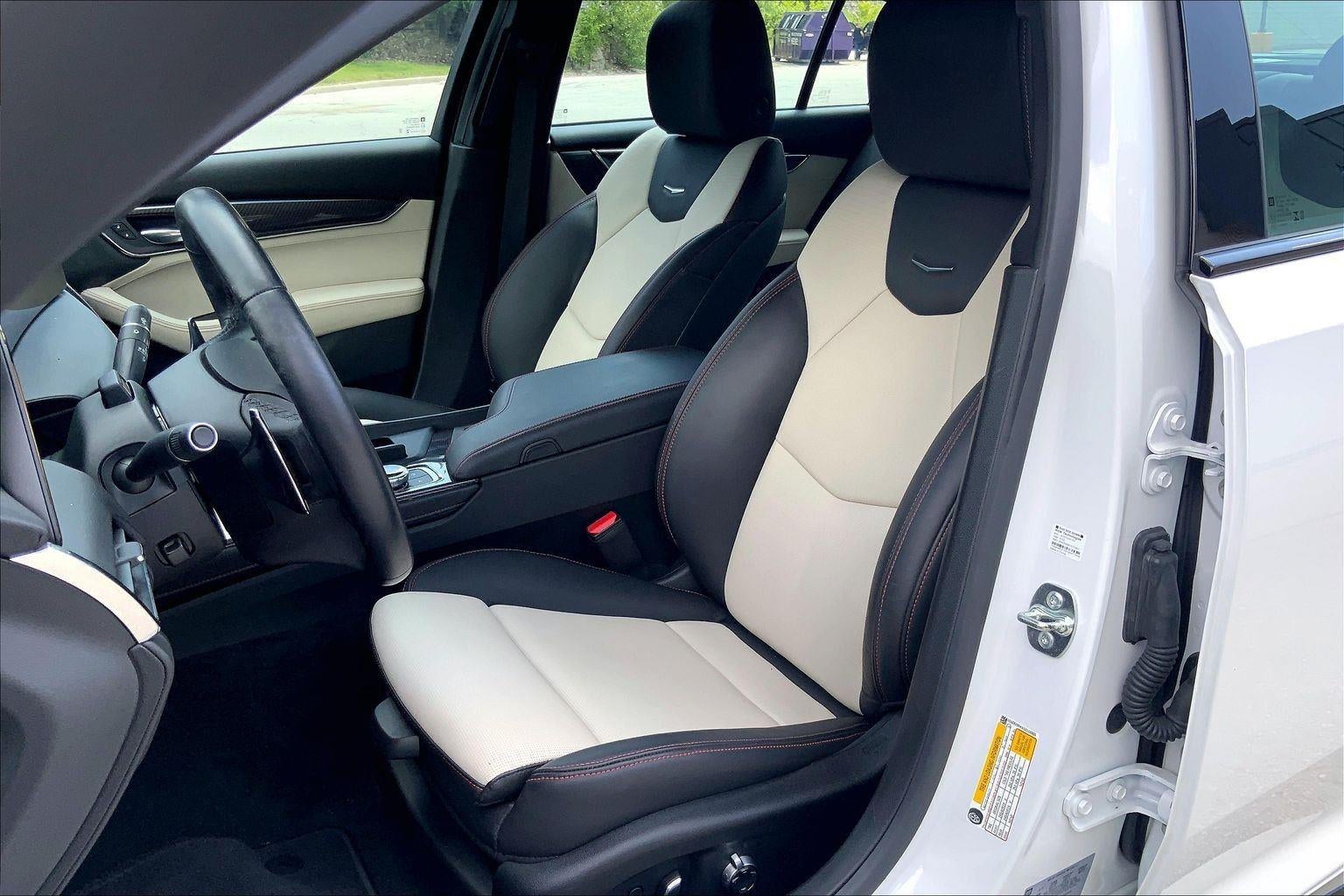 2025 Cadillac CT5 Sport