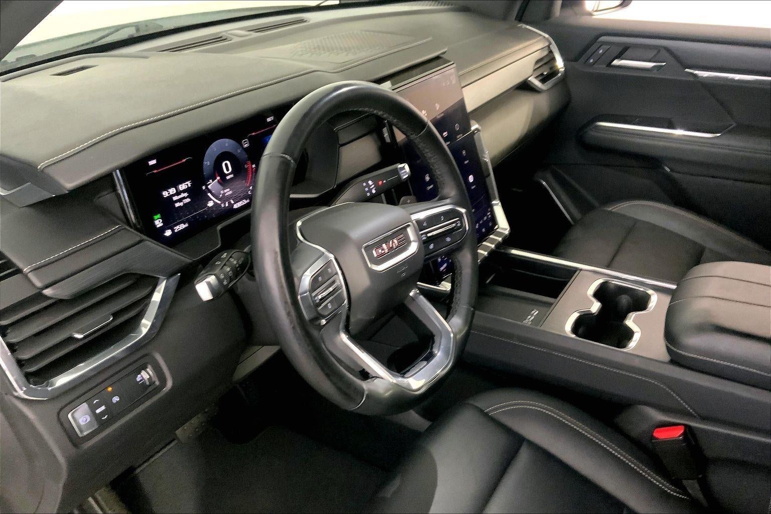 2024 GMC Acadia Elevation