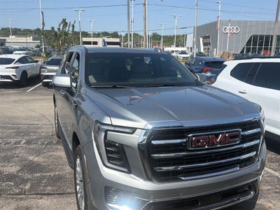 2025 GMC Yukon Elevation
