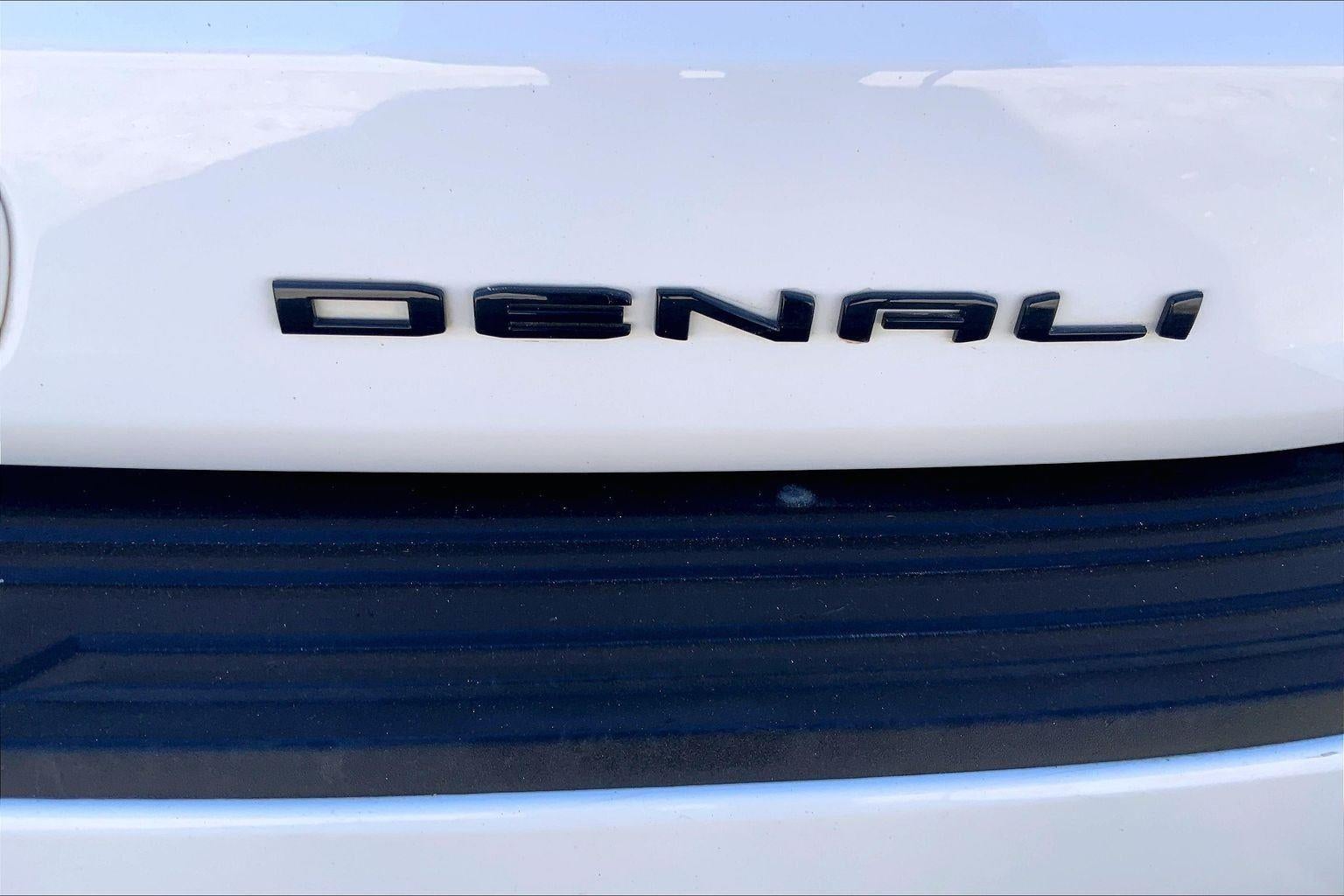 2023 GMC Yukon Denali