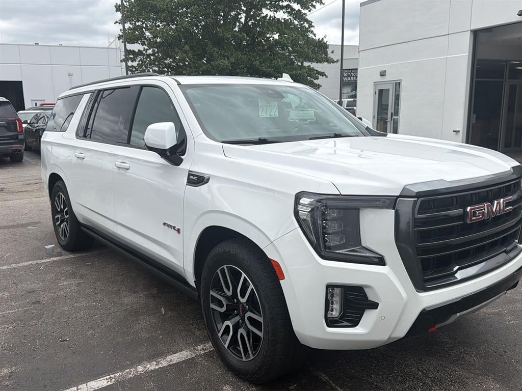 2023 GMC Yukon XL AT4