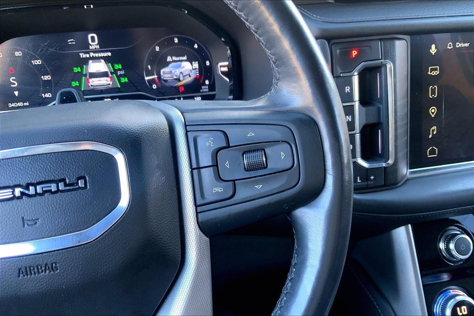 2023 GMC Yukon XL Denali