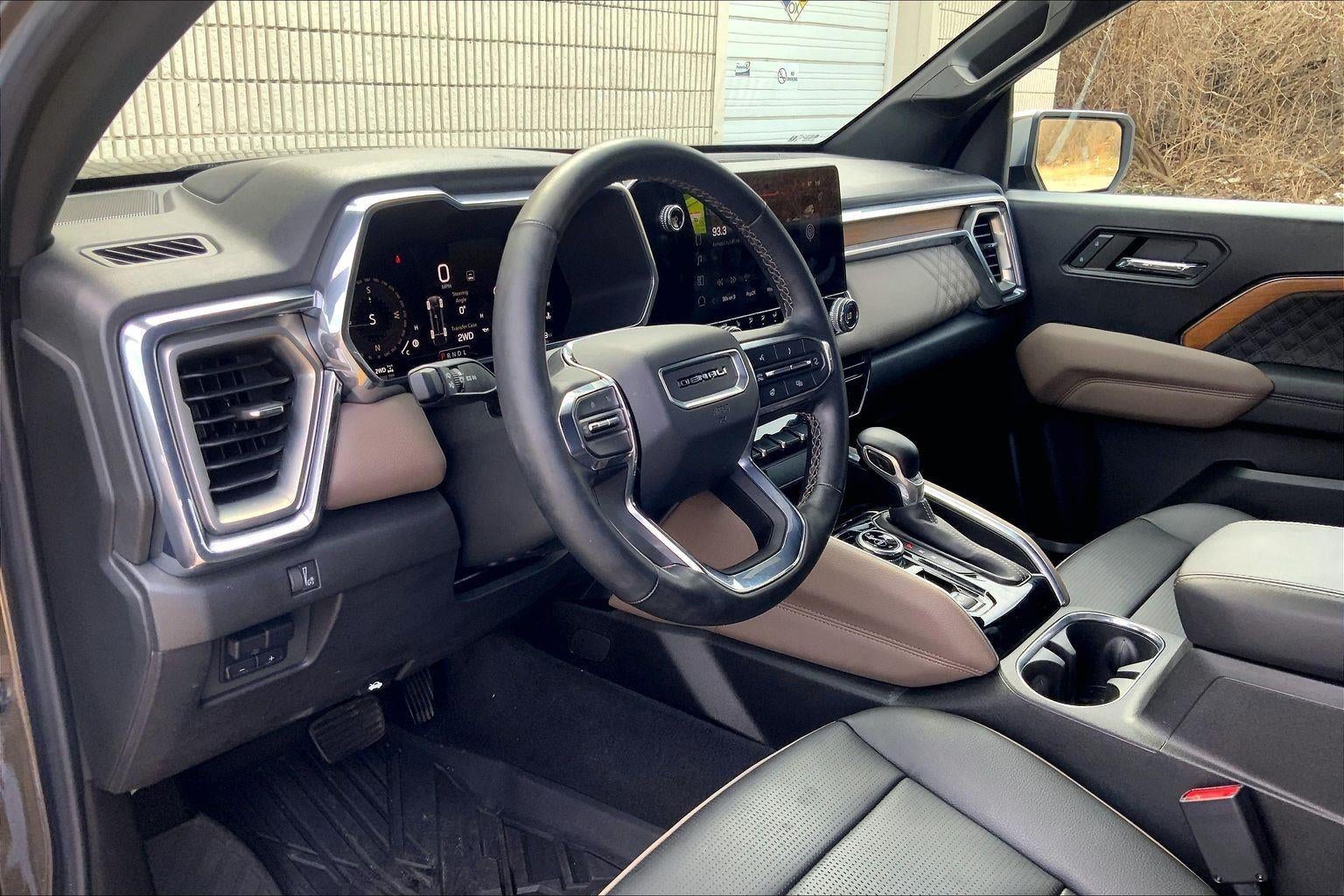 2023 GMC Canyon Denali