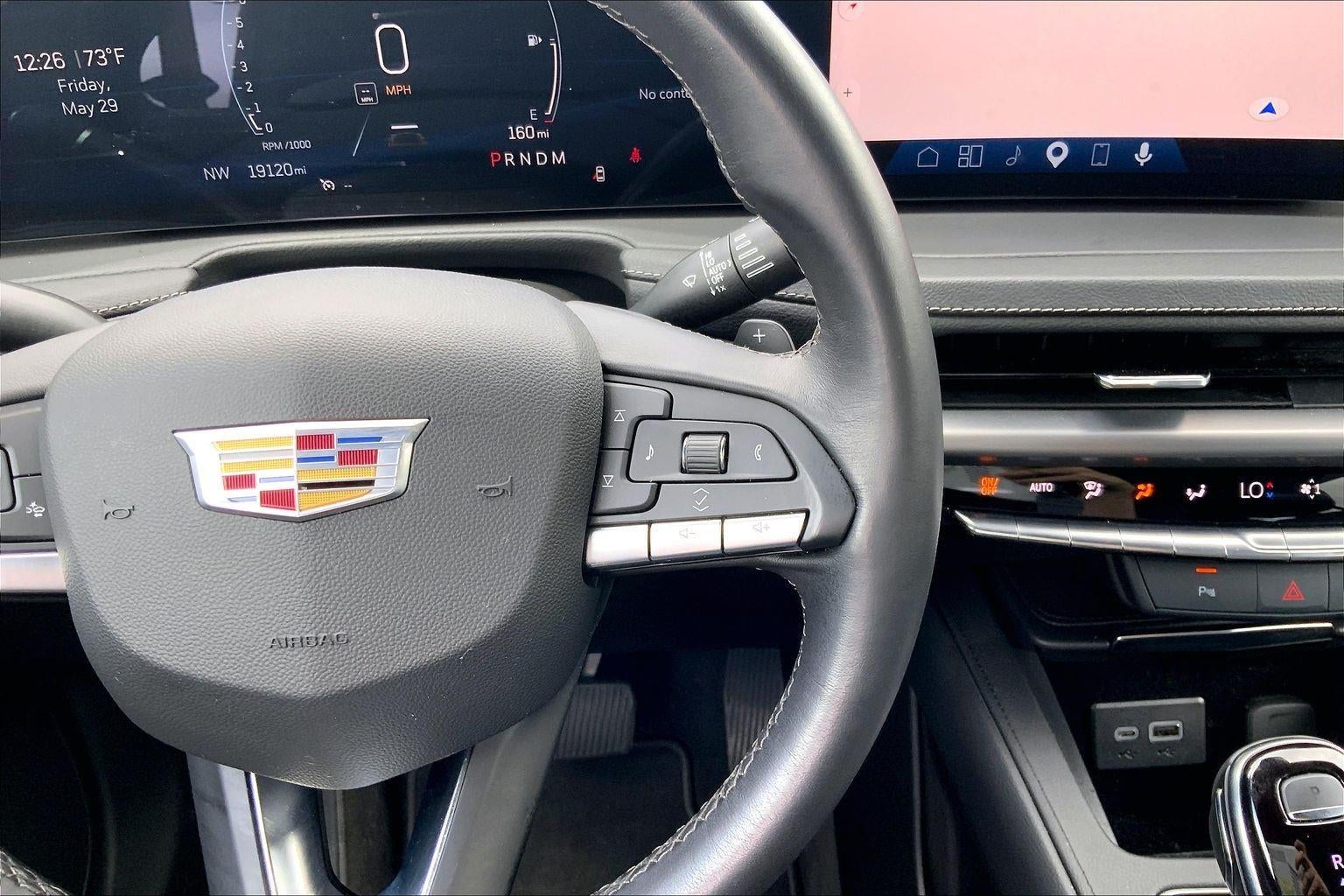 2025 Cadillac XT4 Premium Luxury