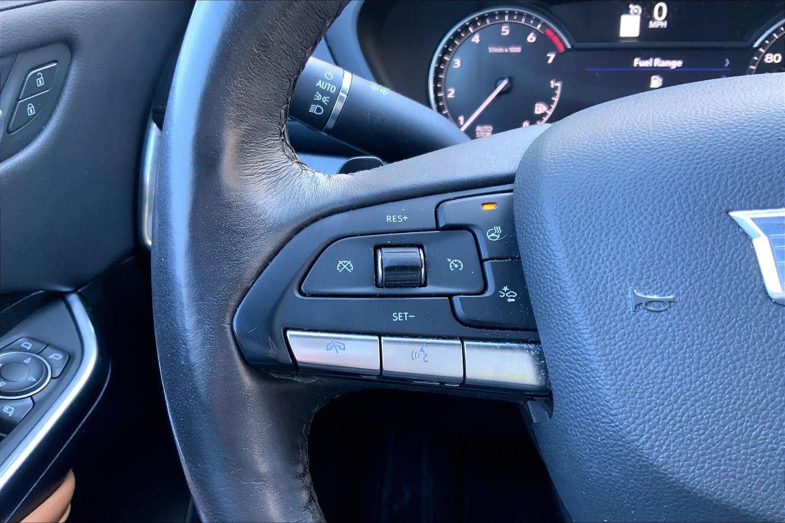 2023 Cadillac XT4 Premium Luxury