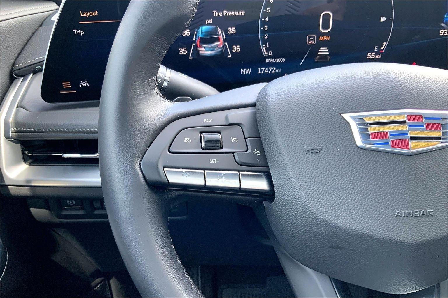 2024 Cadillac XT4 Premium Luxury