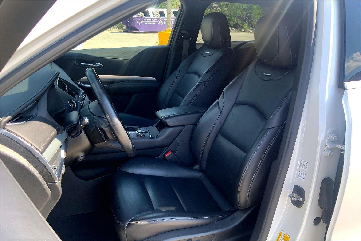 2021 Cadillac XT4 AWD Premium Luxury