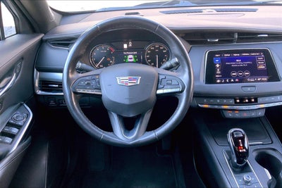 2023 Cadillac XT4 Premium Luxury