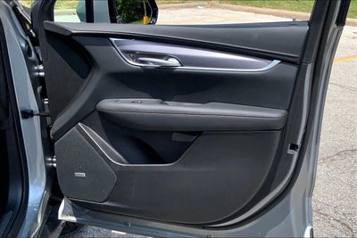 2025 Cadillac XT5 Luxury