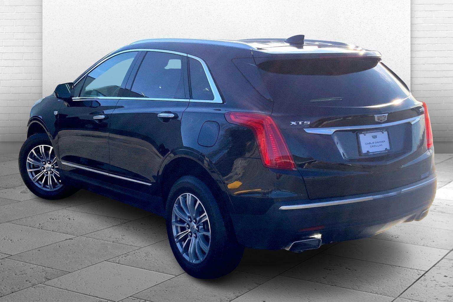2017 Cadillac XT5 Luxury FWD