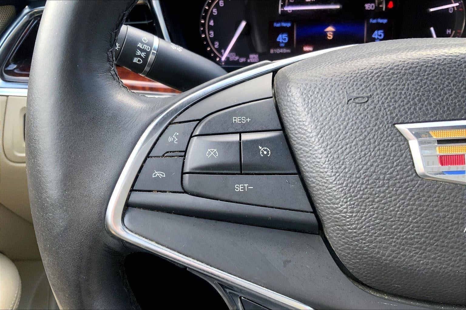 2017 Cadillac XT5 Luxury FWD