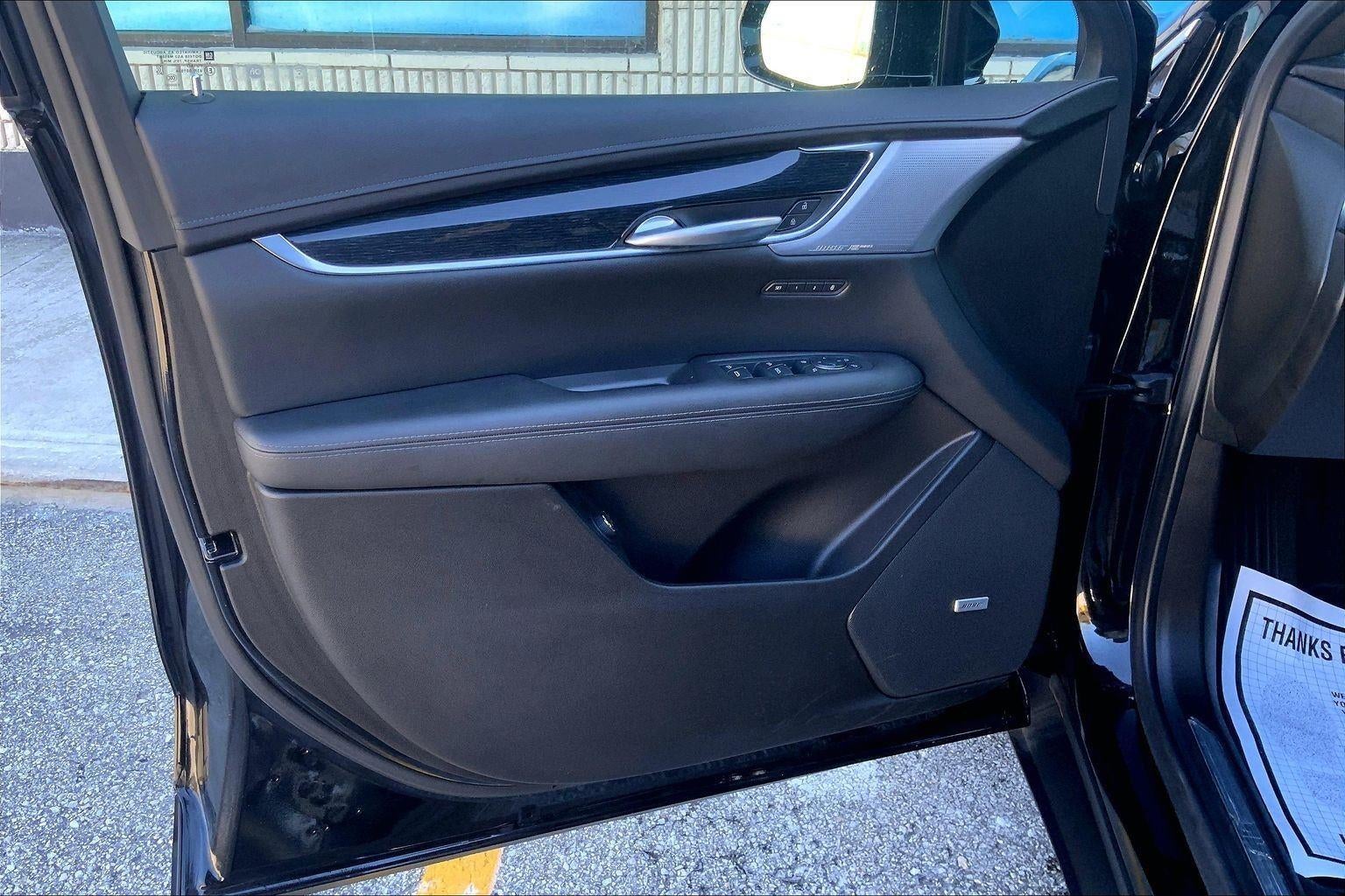 2025 Cadillac XT5 Premium Luxury