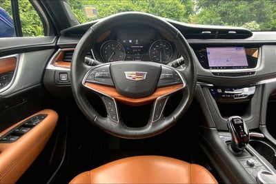 2023 Cadillac XT5 Premium Luxury