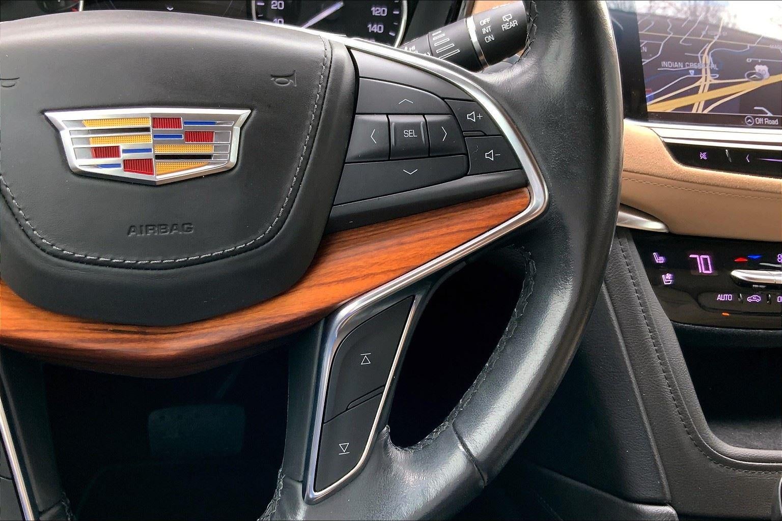 2018 Cadillac XT5 Platinum AWD
