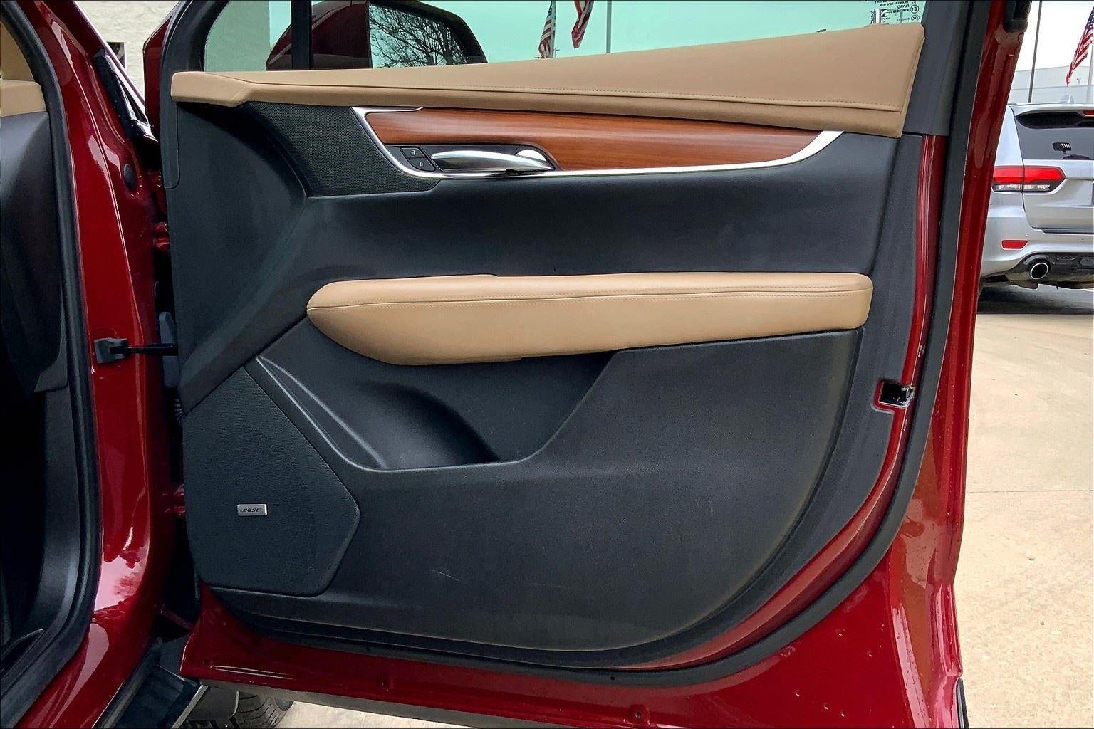 2018 Cadillac XT5 Platinum AWD