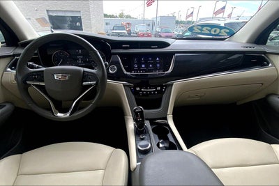 2022 Cadillac XT6 Premium Luxury